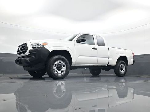Used 2021 Toyota Tacoma SR RWD image 20