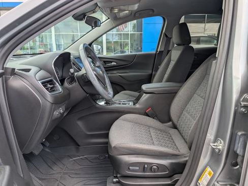 Used 2024 Chevrolet Equinox LT w/ LPO, Floor Liner Package FWD image 10