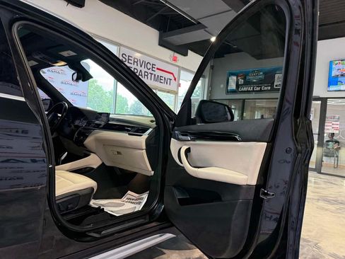 Used 2020 BMW X1 xDrive28i AWD/4WD image 47