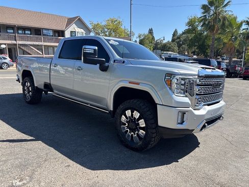 Used 2022 GMC Sierra 3500 Denali w/ Denali Ultimate Package image 5