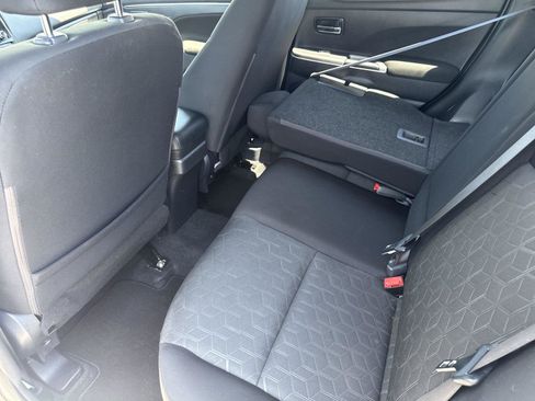 Used 2021 Mitsubishi Outlander Sport ES AWD/4WD image 29