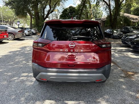 Used 2023 Nissan Rogue SV w/ SV Premium Package AWD/4WD image 4