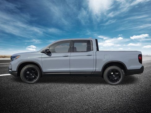 New 2026 Honda Ridgeline Black Edition image 18