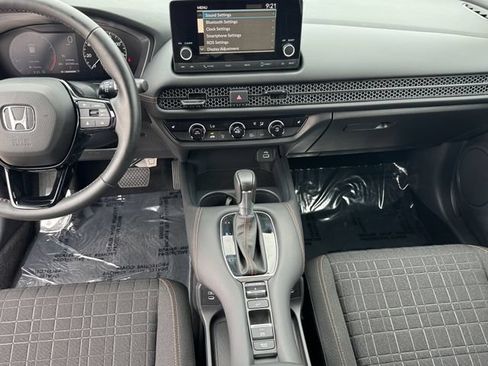 Certified 2025 Honda HR-V Sport image 16