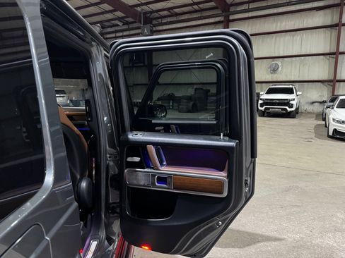 Used 2019 Mercedes-Benz G 550 image 21