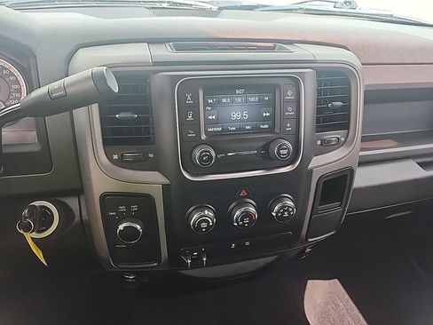 Used 2018 RAM 1500 Express w/ Express Value Package AWD/4WD image 9