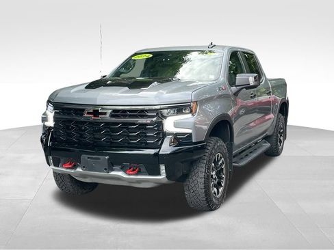 Used 2024 Chevrolet Silverado 1500 ZR2 w/ Technology Package AWD/4WD image 2