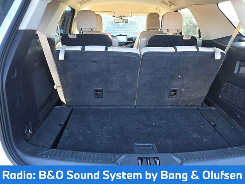 Used 2022 Ford Explorer Limited w/ Equipment Group 301A image 6