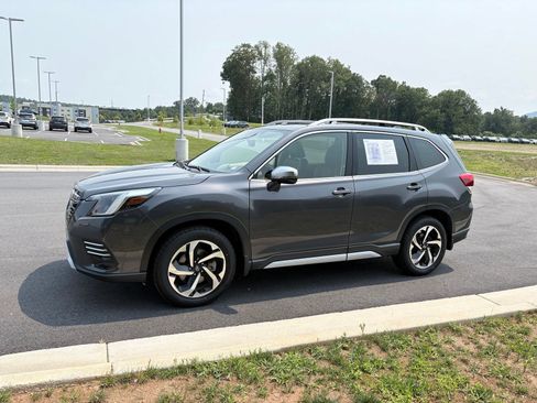 Certified 2023 Subaru Forester Touring w/ Popular Package #2 AWD/4WD image 4