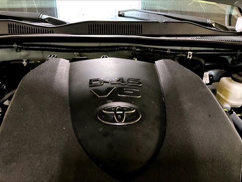 Used 2023 Toyota Tacoma TRD Sport w/ Technology Package image 35