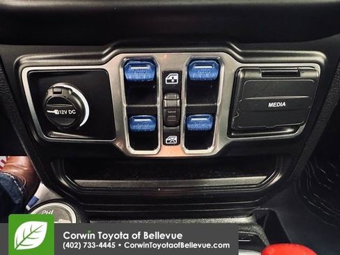 Used 2021 Jeep Wrangler Unlimited Islander image 26