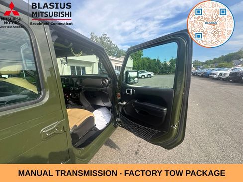 Used 2023 Jeep Gladiator Sport w/ Trailer Tow Package AWD/4WD image 34