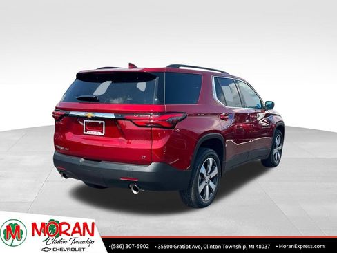 Certified 2023 Chevrolet Traverse LT w/ LT Premium Package AWD/4WD image 7