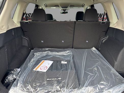 New 2026 Nissan Rogue SV image 11