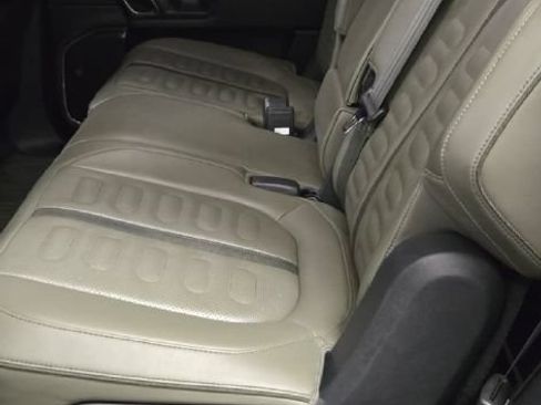 Used 2023 Rivian R1S Adventure AWD/4WD image 11