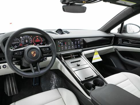 New 2026 Porsche Panamera GTS AWD/4WD image 15