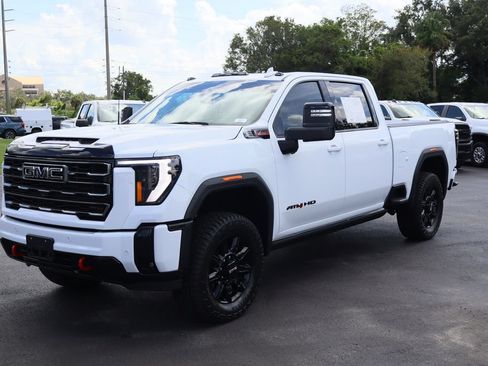 Certified 2026 GMC Sierra 2500 AT4 w/ AT4 Premium Plus Package AWD/4WD image 5