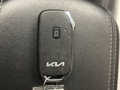 Used 2024 Kia Seltos S AWD/4WD image 10