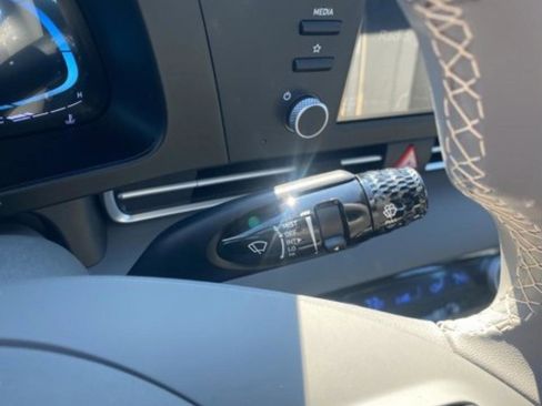 New 2026 Hyundai Elantra SEL Sport Premium FWD image 19