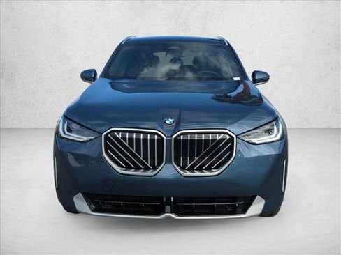 Used 2025 BMW X3 xDrive30i w/ Convenience Package AWD/4WD image 2