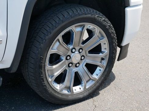 Used 2018 GMC Sierra 1500 Denali w/ Denali Ultimate Package AWD/4WD image 12