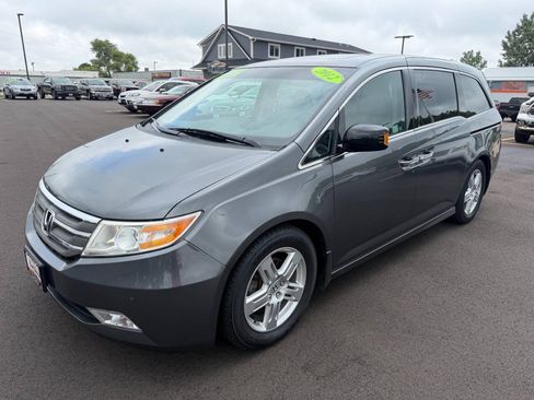 Used 2012 Honda Odyssey Touring image 1
