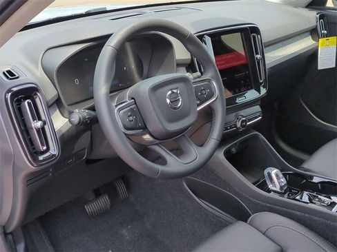 Used 2026 Volvo XC40 B5 Plus w/ Protection Package Premier image 2