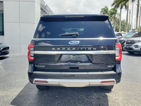 Certified 2024 Ford Expedition Max Platinum RWD image 6