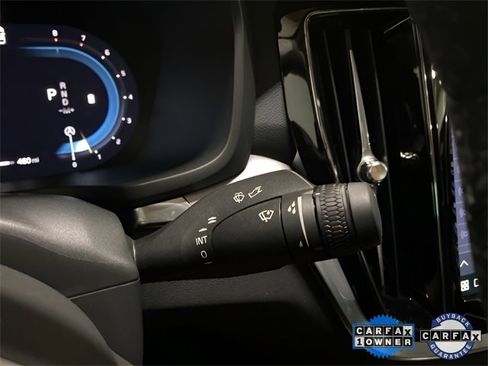 Used 2025 Volvo S60 B5 Core image 40