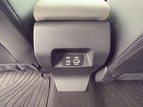 Certified 2025 Subaru Crosstrek 2.5i Sport w/ Crosstrek Mirror Package image 15