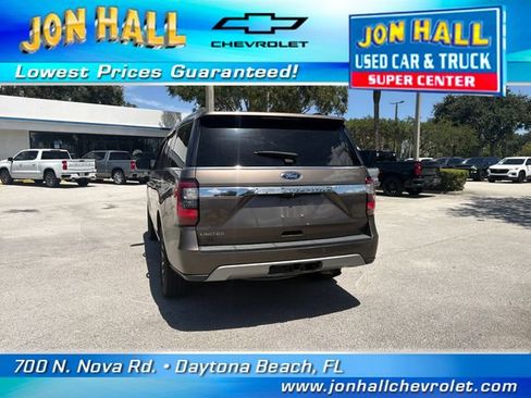 Used 2018 Ford Expedition Limited w/ Equipment Group 301A RWD image 8