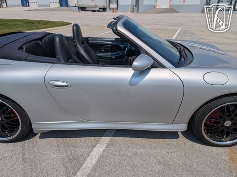 Used 2004 Porsche 911 Carrera 4S image 36