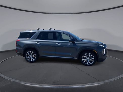 Used 2020 Hyundai Palisade SEL w/ Winter Weather Package AWD/4WD image 2