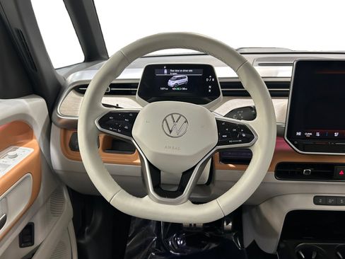 Used 2025 Volkswagen ID. Buzz 1st Edition image 3