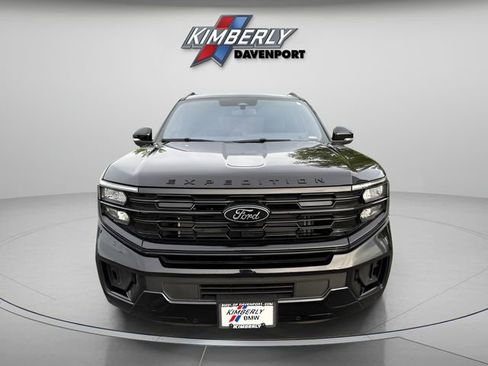 Used 2025 Ford Expedition Platinum w/ Stealth Performance Package AWD/4WD image 8