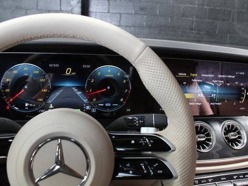 Used 2023 Mercedes-Benz E 450 Cabriolet image 67
