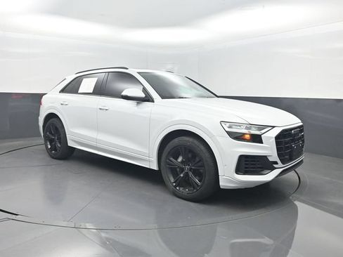 Used 2022 Audi Q8 Premium AWD/4WD image 39