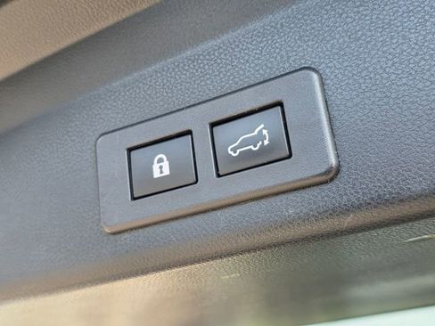 Used 2020 Subaru Ascent Premium w/ Sport Package image 12