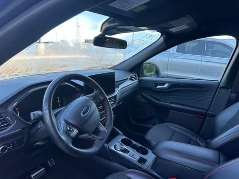 Used 2023 Ford Escape ST-Line w/ Tech Pack #1 FWD image 9