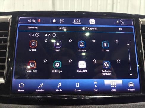Used 2021 Chrysler Pacifica Touring-L w/ Uconnect Theater Family Group FWD image 47