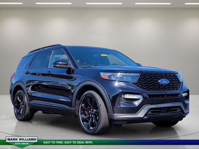 Certified 2022 Ford Explorer ST w/ Equipment Group 401A