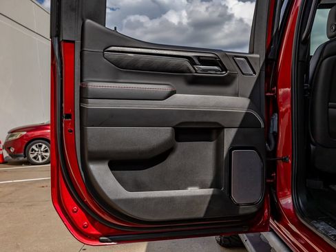 Used 2023 GMC Sierra 1500 AT4X AWD/4WD image 39