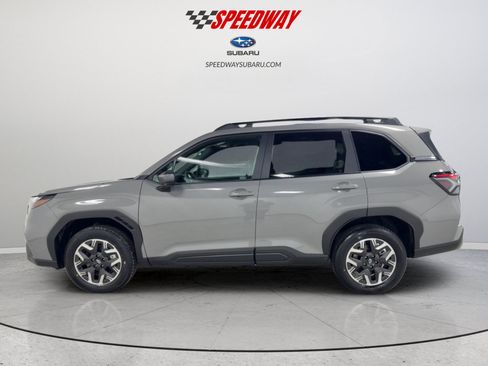 Used 2026 Subaru Forester Premium AWD/4WD image 9