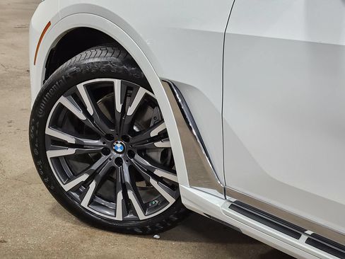 Used 2019 BMW X7 xDrive50i w/ Luxury Seating Package AWD/4WD image 23