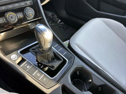 Used 2019 Volkswagen Jetta R-Line image 25