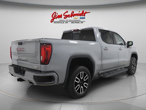 Used 2024 GMC Sierra 1500 AT4 w/ Technology Package image 6