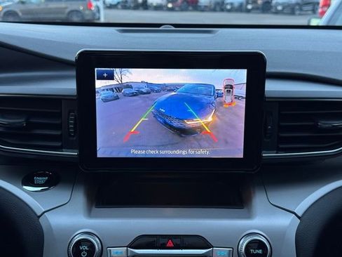 Certified 2023 Ford Explorer XLT w/ Equipment Group 202A image 4