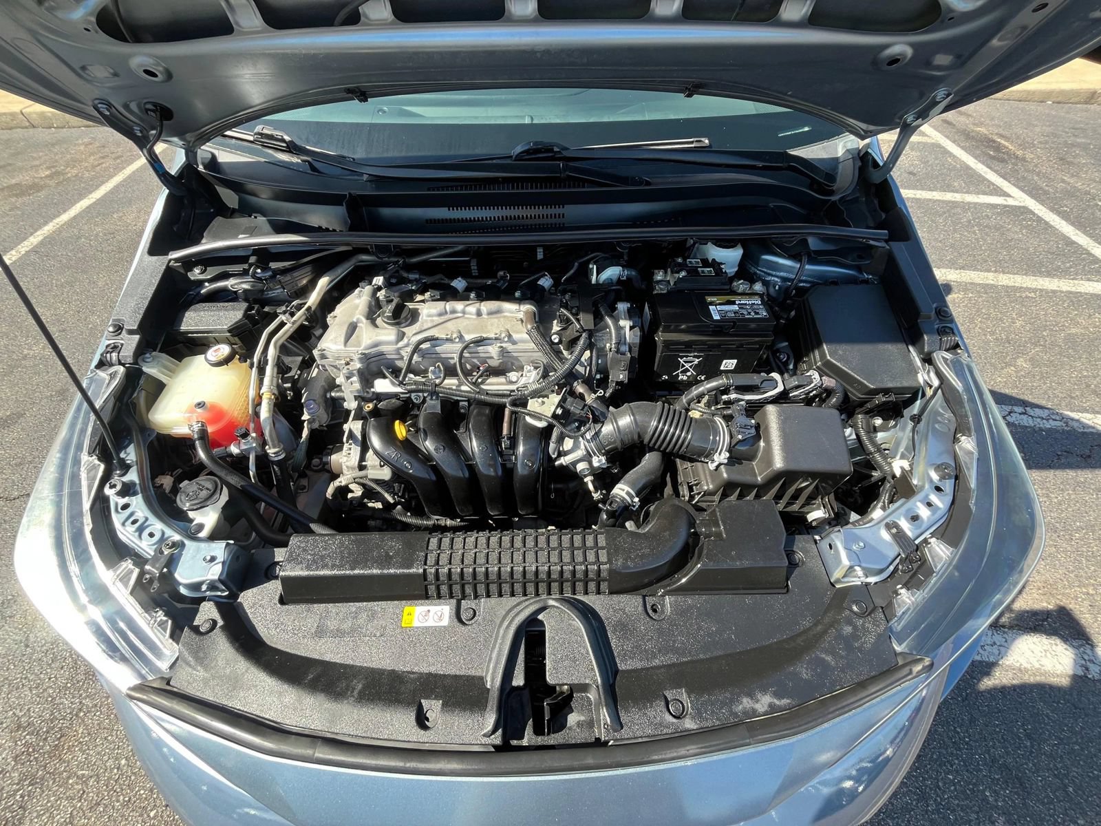Used 2020 Toyota Corolla LE FWD image 5