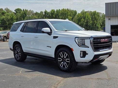 Used 2022 GMC Yukon AT4 AWD/4WD image 7