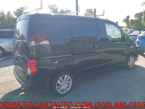 Used 2021 Nissan NV200 SV image 2